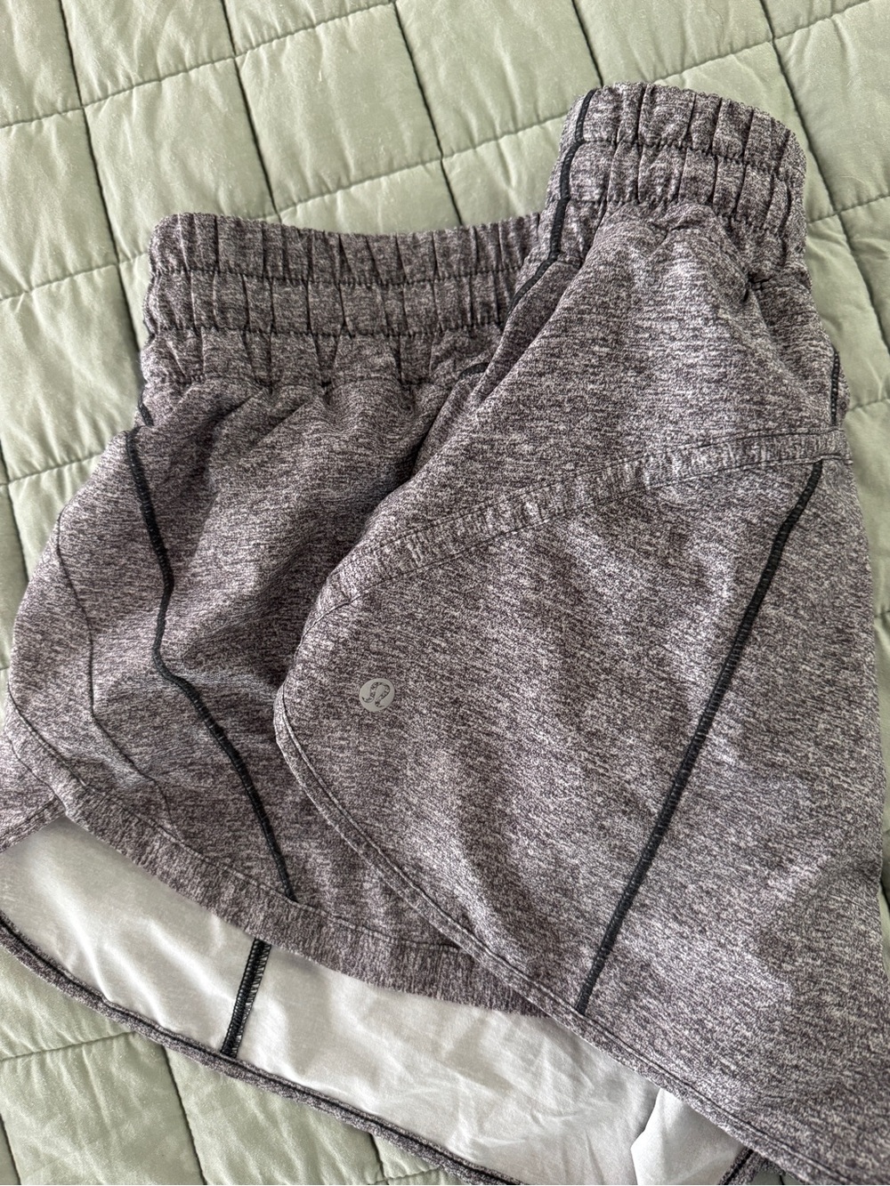 Lululemon Track That Shorts - Picture 2 of 4